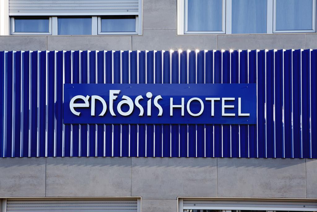 Énfasis Hotel El Cuervo  Exterior foto